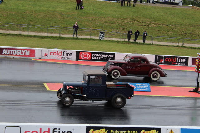 Industry and Supply Outings: VHRA - Santa Pod