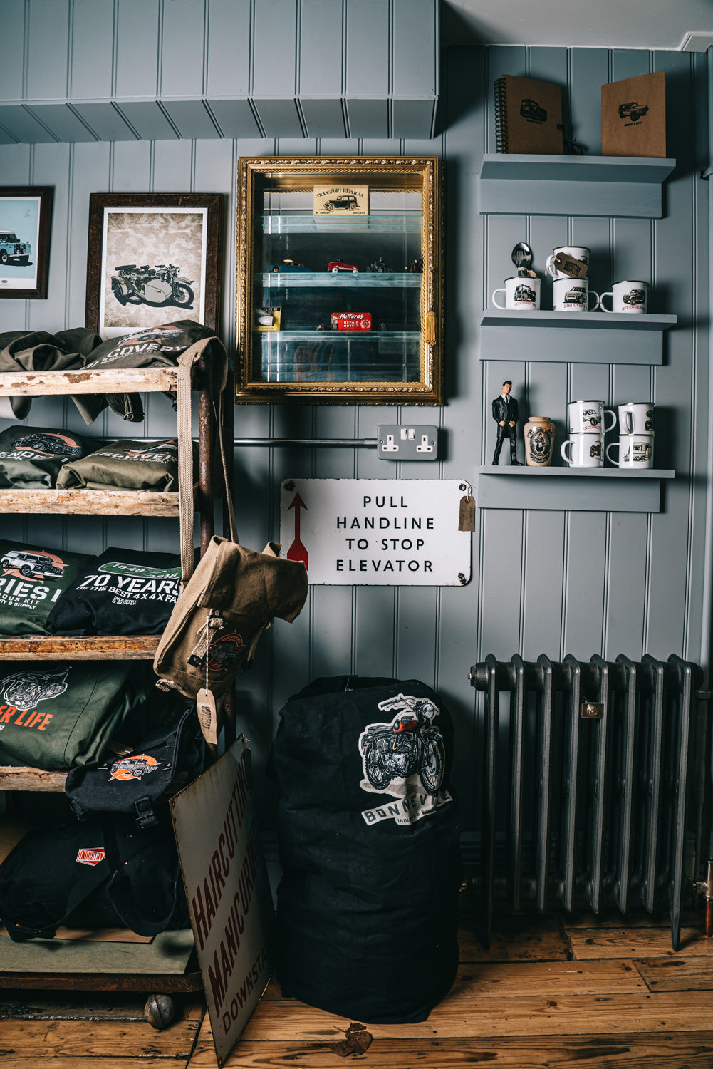 TRIUMPH BONNEVILLE ARMY SURPLUS KIT BAGS - NEW CONDITION