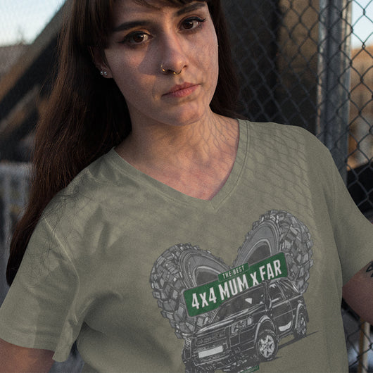 THE BEST 4 X 4 MUM X FAR V-NECK OTHER T-SHIRTS